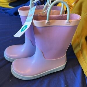 Cat & Jack Lilac Kids Rain Boots with Cream Trim